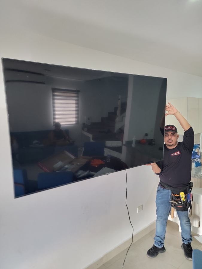 Instalación de soporte para TV, trabajo 8