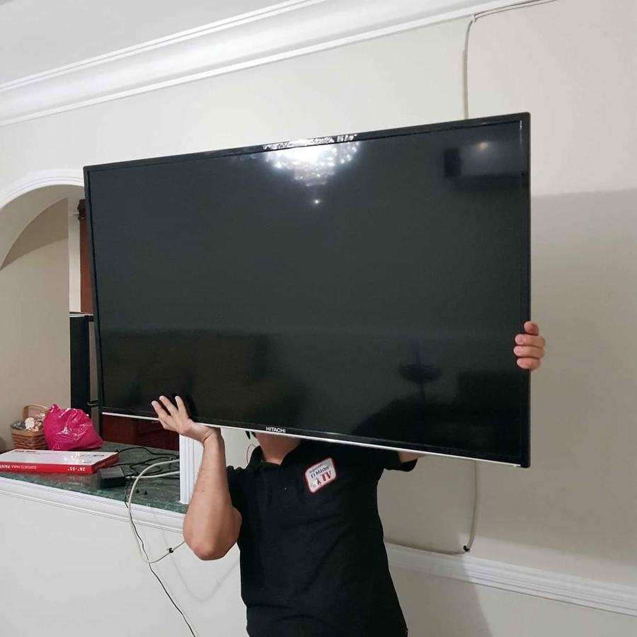 Instalación de soporte para TV, trabajo 12